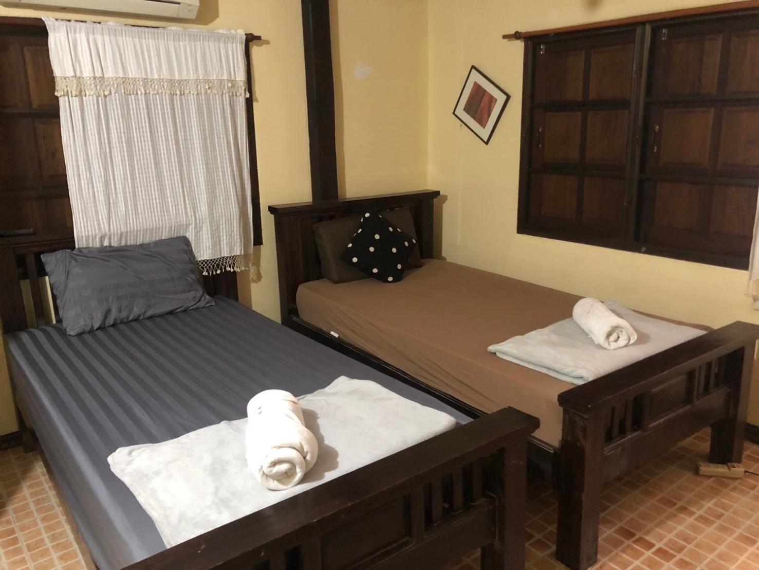 Nearthepark Boutique House Hostel Chiang Mai Exterior photo
